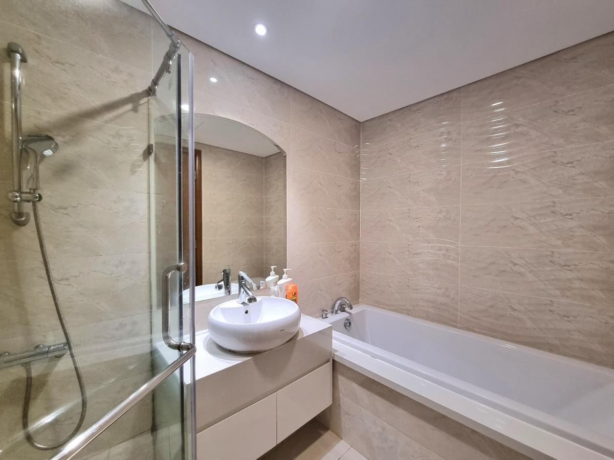 Enay Apartment - Vinhomes Central Park - Landmark Cidade de Ho Chi Minh Exterior foto